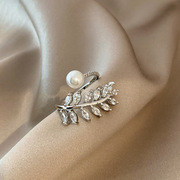 2023年树叶锆石戒指女小众冷淡风珍珠开口戒设计感气质手饰品