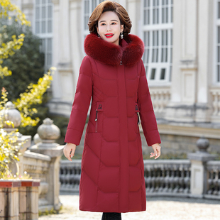 鸭鸭冬季加厚中年妈妈红色羽绒服女款品牌中长款中老年人外套