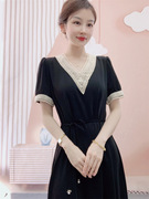 2023年夏季品牌，汉派时尚v领蕾丝领纯色雪纺短袖连衣裙
