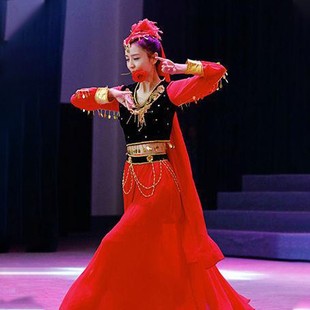 佟丽娅同款新疆舞蹈演出服，开场舞大摆裙成人女红色长袖维吾尔族服