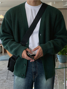 mrdong韩国男装秋冬v领细腻纯色慵懒风高品，宽松针织开衫外套