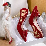 红色婚鞋女秀禾服婚纱两穿2023夏季中式结婚新娘鞋高跟不累脚