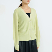 绿色绵羊毛针织衫开衫口袋装饰v领气质百搭长袖，宽松型小香风毛衫
