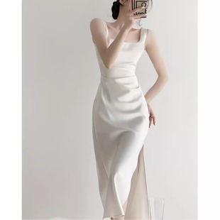 白色连衣裙女高级感夏法式长款订婚聚会轻奢小礼服，气质缎面吊带裙
