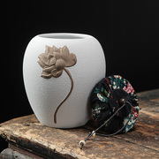 便宜浮雕荷花陶瓷茶叶罐中式大号，粗陶家用密封普洱茶叶包装空盒