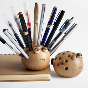 生气的河豚笔筒收纳盒儿童，可爱创意礼物办公室，笔插实木质桌面摆件