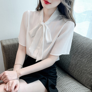 蝴蝶结白色雪纺衬衫女夏季2024年洋气职业衬衣，韩版设计感上衣