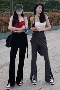 灰色开衩微喇叭裤，2022年秋季韩版设计感高腰，显瘦阔腿裤围裙两件套