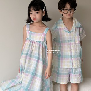韩系男女童浅蓝色格子衬衫西装，短裤套装兄妹，装龙凤胎连衣裙夏装