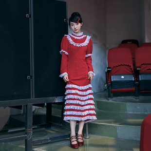 南君原创设计复古气质小众红色波点年代感花边长袖蛋糕连衣裙长裙