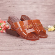 老式塑料拖鞋男式夏季透明水晶越南橡胶防滑不臭脚耐磨牛筋底凉拖
