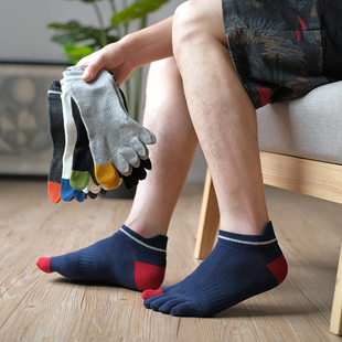 夏短袜(夏短袜)男款网眼护跟防臭五指袜个性，男薄短筒棉质运动脚趾袜子男士