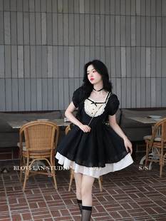 法式甜美连衣裙又甜又辣小众设计公主裙方领复古浪漫黑色高蓬蓬裙