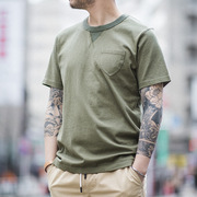 马登工装日系复古军绿色t恤简约圆领口袋短袖，阿美咔叽纯色体恤男