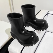 巴黎米奇大头靴2024欧美时尚，短靴女黑色丑萌厚底中筒雨靴