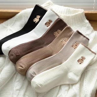 以纯4双装秋冬学生小熊袜子女，韩版中筒袜ins潮百搭堆堆袜长筒