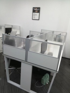 定制办公桌桌面屏风挡板铝合金，加高隔音隔板，隔断桌子防掉落围挡