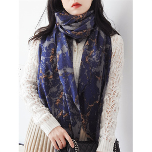 爱琴海湛蓝精纺高密度薄款蓝色山羊绒披肩围巾，两用女秋冬时尚