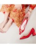 大码红色婚鞋女粗跟单鞋尖头气质珍珠新娘鞋软底防滑低跟孕妇鞋子
