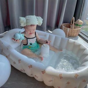 婴儿旅行浴盆新生儿宝宝充气洗澡盆可坐躺加厚大号儿童便携折叠盆