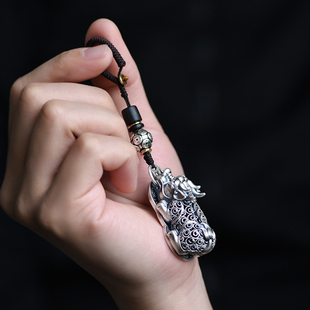 罗泰老银匠999纯银貔貅钥匙扣，吊坠男款编织银饰，项链汽车挂件挂饰