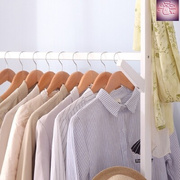 新疆衣帽架实木落地衣架，树形现代简约挂衣架，衣服架子白色。
