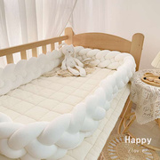 新生婴儿床床围栏软包儿童防撞条，拼接床缓冲床靠ins麻花打结护栏