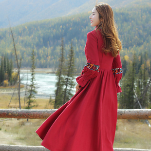 复古民族风长袖，印花中长款红色连衣裙气质衣服，秋冬装女qz0565