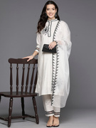 白色丝混纺民族风刺绣印度女装三件套 七分袖圆领修身显瘦瑜伽服