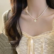 法式复古玫瑰花牌吊坠珍珠项链，女轻奢小众设计感高级锁骨链配饰品