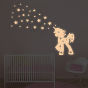 跨境夜光贴纸星星独角兽墙贴纸卧室儿童房墙面装饰卡通发光贴