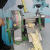 甘蔗榨汁机商用台式冷饮水果流动摆摊不锈钢手动手摇榨汁机