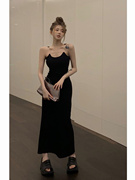 黑色吊带连衣裙女夏2023隐形肩带，鱼线裙子气质，高级感御姐长裙