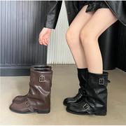 跨境2023欧美外贸女靴皮带扣低跟短靴褶皱堆堆马丁靴dx282-5