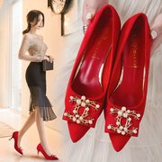 婚鞋女2019红色高跟鞋细跟复古中式红色结婚鞋子新娘鞋伴娘鞋