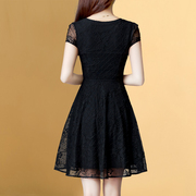赫本风黑色蕾丝连衣裙2024夏季高档短袖遮肚气质修身大码裙子