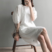 2022夏季韩版泡泡袖连衣裙女中长款镂空蕾丝宽松裙子法式白色裙子