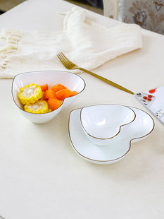 骨瓷爱心碗盘碟套装餐具家用陶瓷饭碗汤碗单个创意沙拉甜品碗北欧