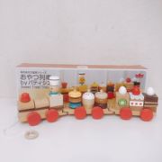 出口日本原单儿童木制拖车玩具糖果蛋糕拖拉积木火车玩具