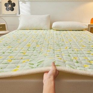 冬季加厚A类牛奶绒夹棉床护垫珊瑚绒加绒加厚卡通.毛毯盖毯床