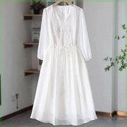 超仙白色刺绣雪纺连衣裙2023春秋高级气质宽松显瘦度假长裙子