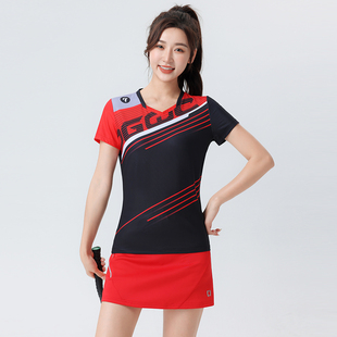 2023羽毛球服女夏季红色，速干训练运动服短袖短裙，套装比赛队服