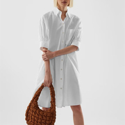 西班牙女装春夏宽松版型休闲风，棉质五分袖，衬衫式白色连衣裙