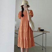 韩国chic夏季温柔简约圆领立体褶皱，设计层次感宽松灯笼袖连衣裙女