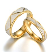 日韩流行钛钢情侣对戒个性菱形批花不锈钢戒指时尚女士指环可刻字