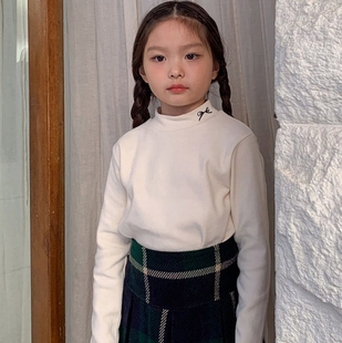 2023冬季韩国童装momo女童淑女白色高领百搭打底衫T恤
