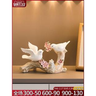 现代简约陶瓷小鸟摆件家居，客厅酒柜软装饰品欧式房间桌面玄关摆件
