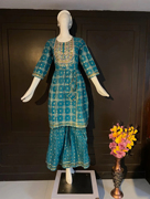 春装女印度服饰女刺绣，印花民族印巴风连衣裙，修身日常长裙丝绵蓝色