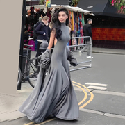 易梦玲(易梦玲)同款伦敦周六的集市大露背灰色，连衣裙女夏季拖地长裙沙滩裙
