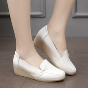 春秋皮鞋真皮小白鞋护士鞋白色中跟舒适牛筋底休闲鞋坡跟单鞋女鞋